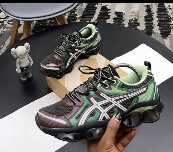 Asics Style Sport Sneakers (Green/Brown)