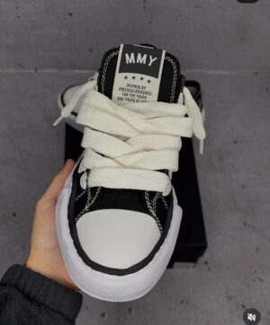 MMY Casual Sneakers (Black & White)