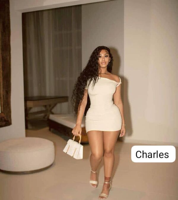 Off-shoulder bodycon mini dress