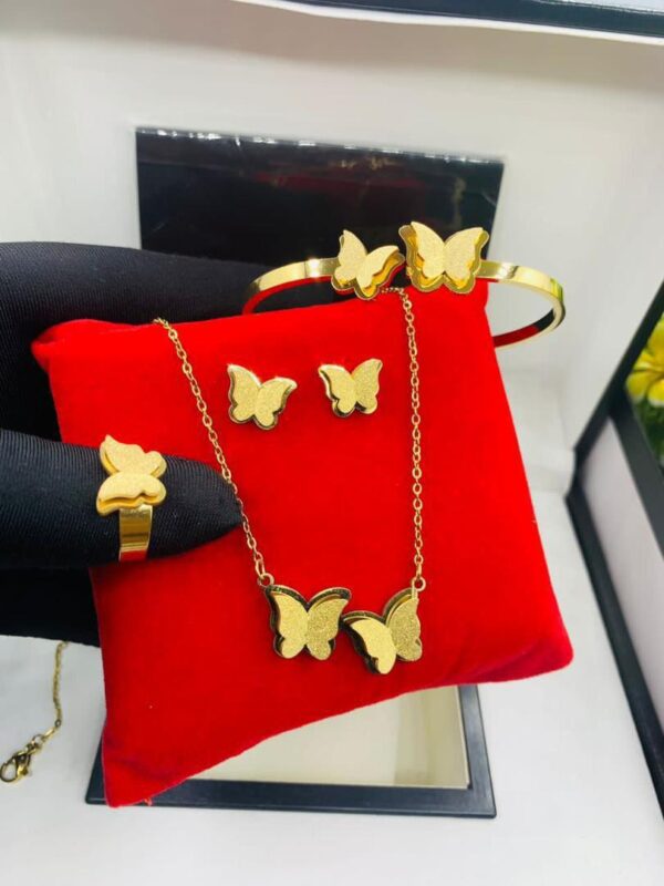 Butterfly stainless jewelry set