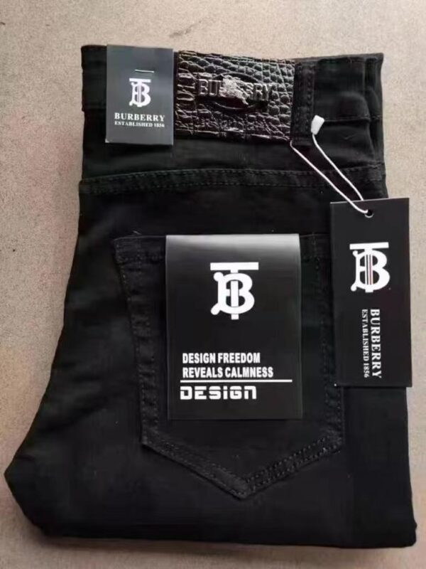 Straight jeans
