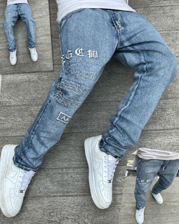 Straight jeans