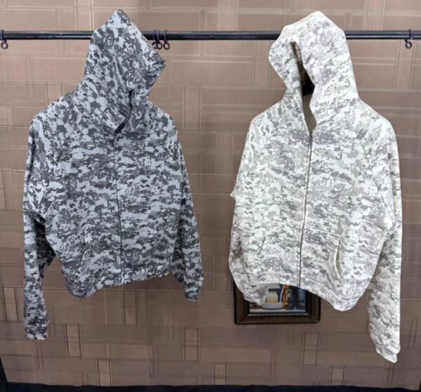 Camouflage zip hoodie