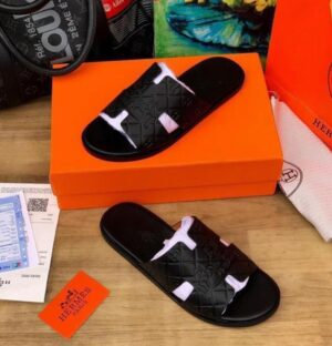 Hermes-style black slides