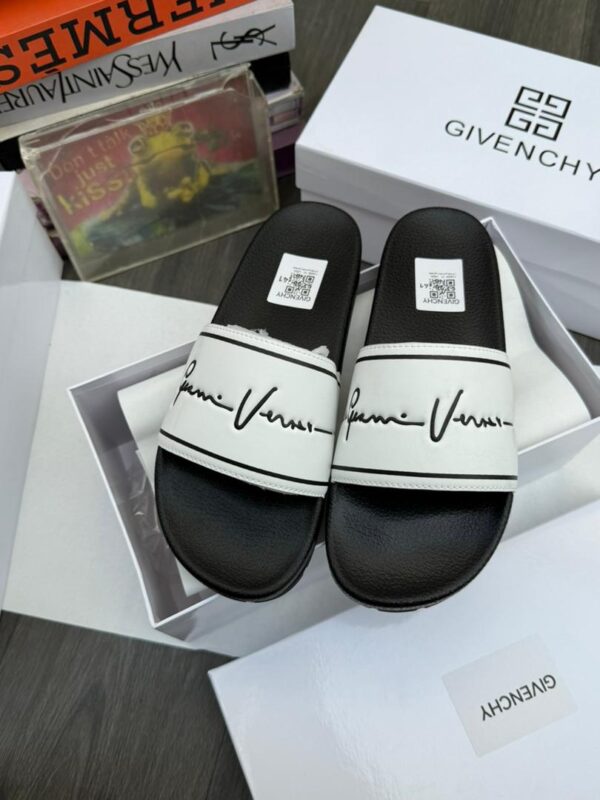 Men slide Gucci